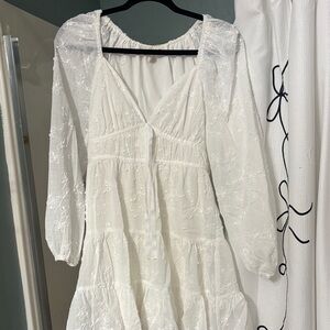 Elegant White Lace Dress